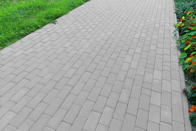 Realizacja z elementami Styrobud Holland przy domu